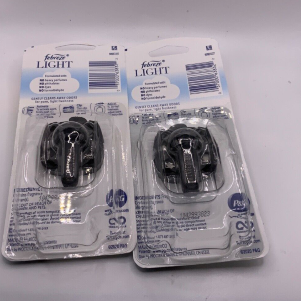 (2) Febreze Clip Light Bamboo Car Air Freshener 0.06 OZ