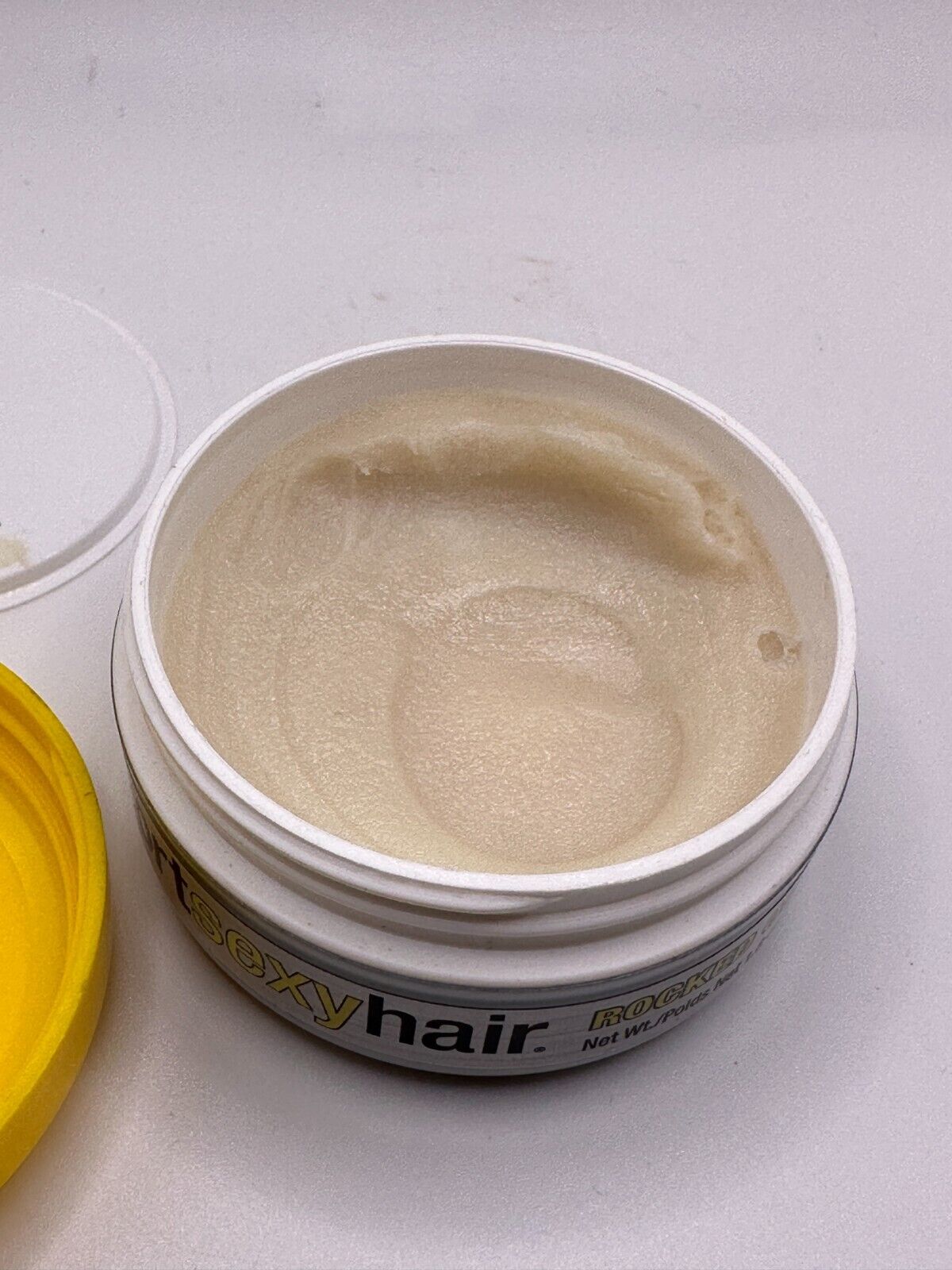 Short Sexy Hair Rocked Out Pliable Molding Clay Clay (1.8 oz / 50 ml)