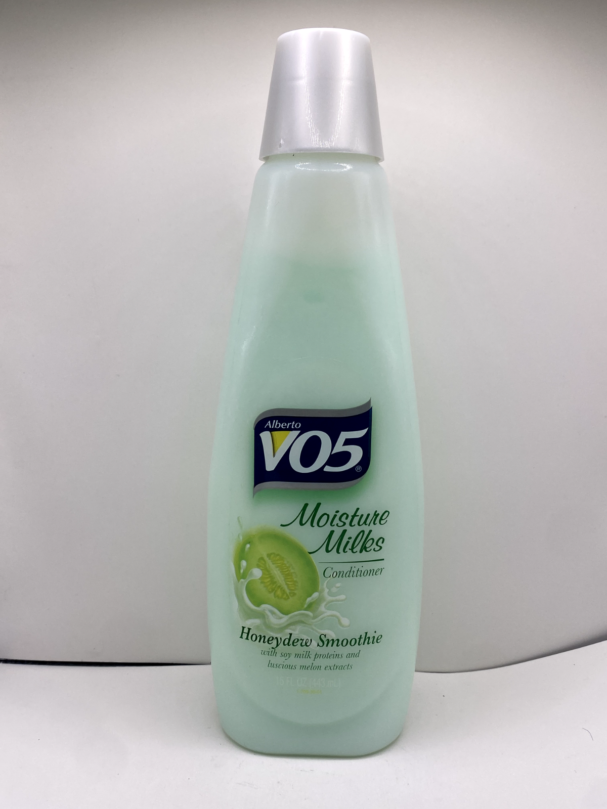 Vintage Vo5 Moisture Milks Honeydew Smoothie Conditioner 15 fl oz