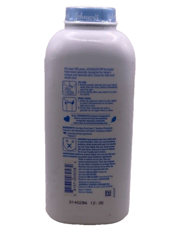 Johnson's Powder with Aloe & Vitamin E / 15oz