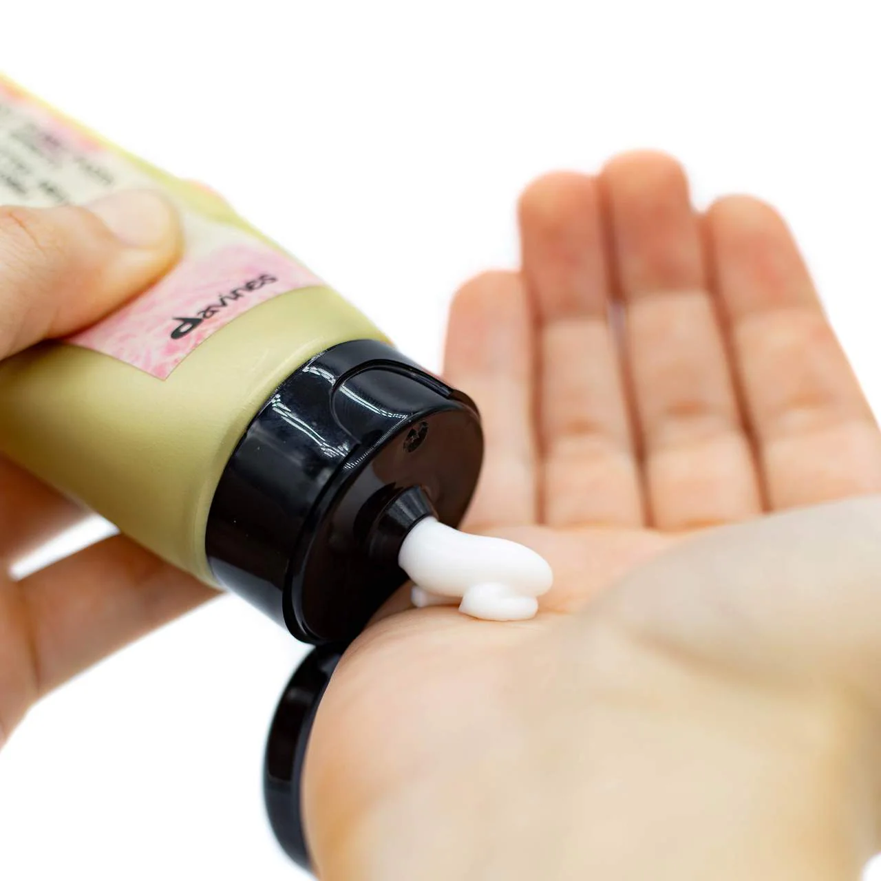 Davines Pliable Paste for Thick Invisible Effects 4.22 oz