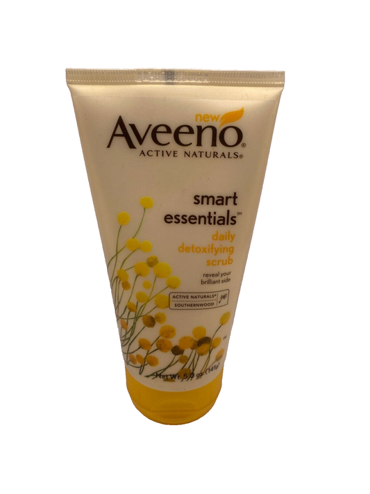 Aveeno Smart Essentials Daily Detoxifying Scrub 5 Oz