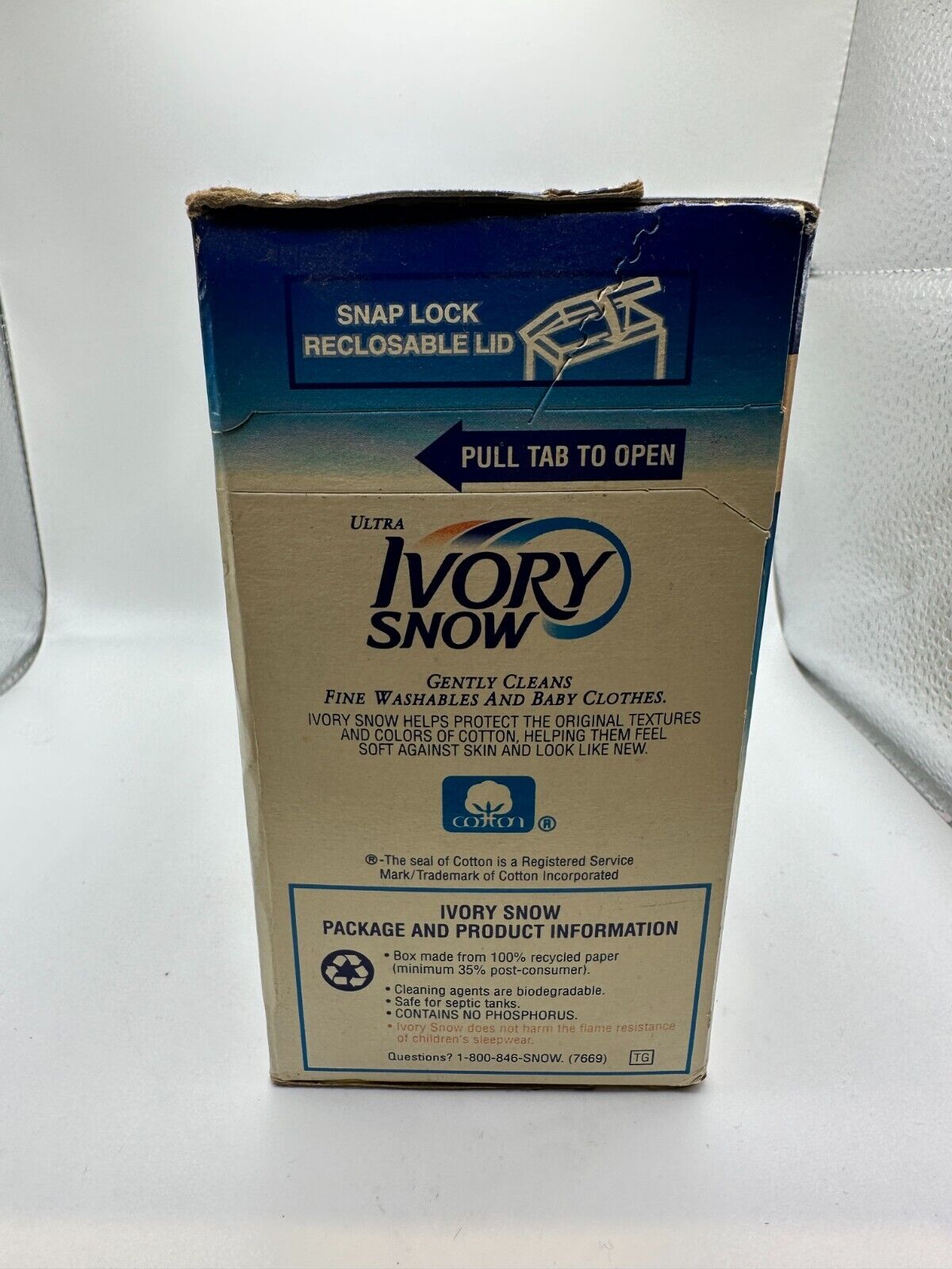 Vintage IVORY SNOW Detergent Soap Powder - Unopened- Factory Sealed 32 oz 1996