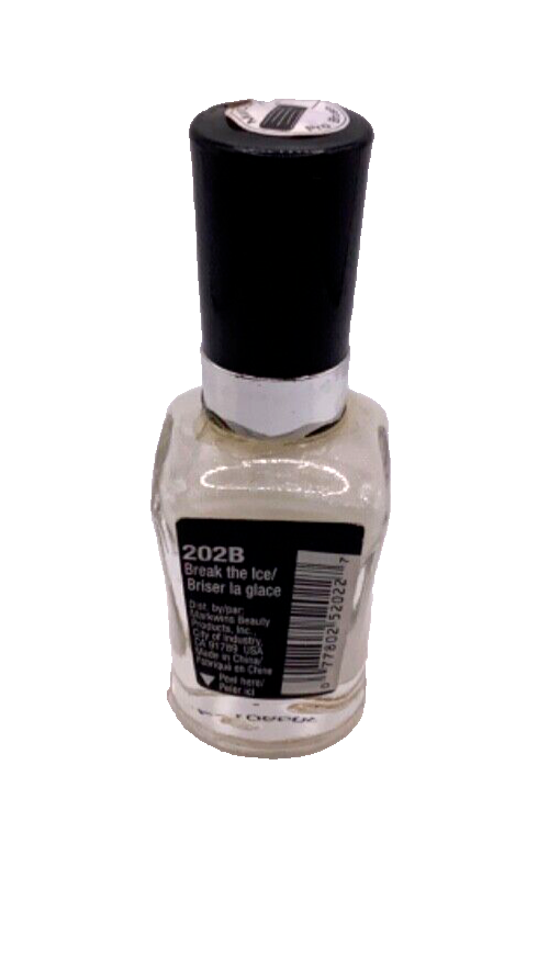 Wet N Wild Megalast Salon Nail Color Break The Ice 202B 0.45oz